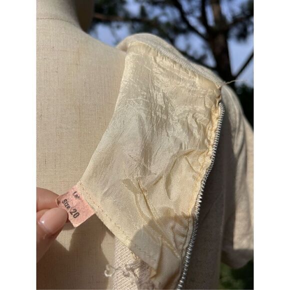 Vintage Mod MCM Shift Dress - Picture 8 of 10